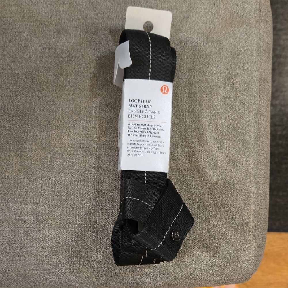 lululemon athletica Black Loop It Up Mat Strap